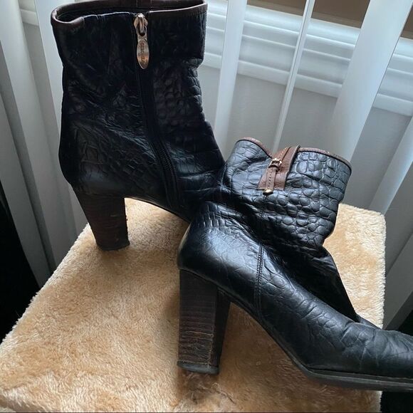 Geronea Shoes - Geronea Italian Leather black boots.